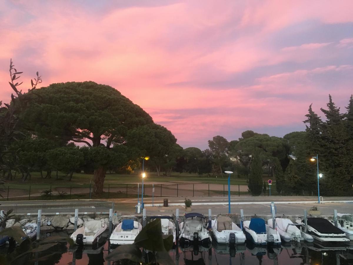 Bord De Mer Avec Vue Mandelieu La Napoule Luaran gambar